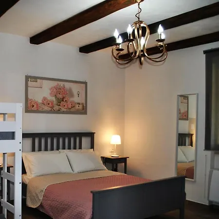 ベッド・アンド・ブレックファスト A Casa Dei Nonni